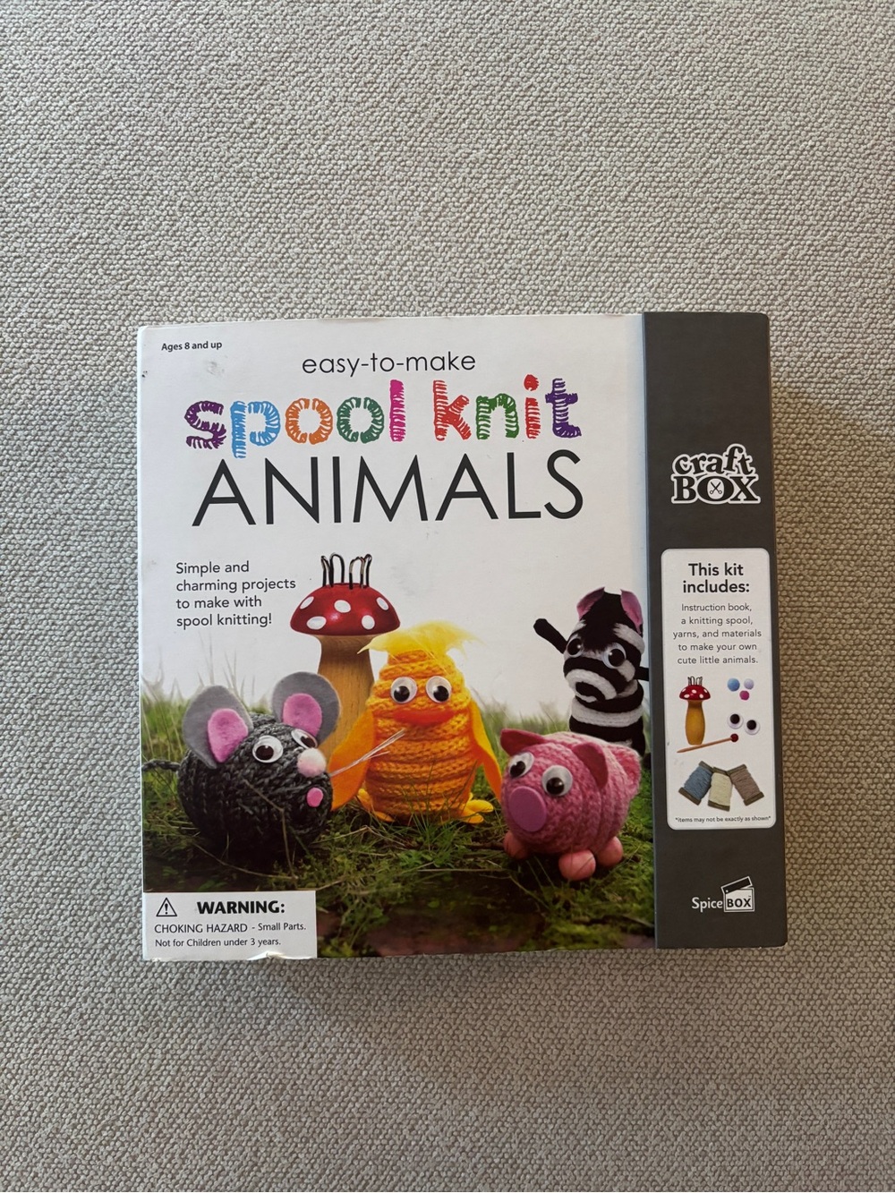 Spice Box Craft Kit Easy-To-Make Spool Knit Animals  Mouse Pig Zebra Chick 8+
